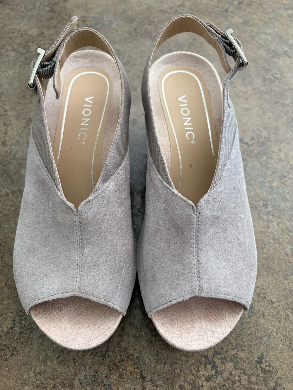 Vionic Trixie Light Gray Size 7 1/2